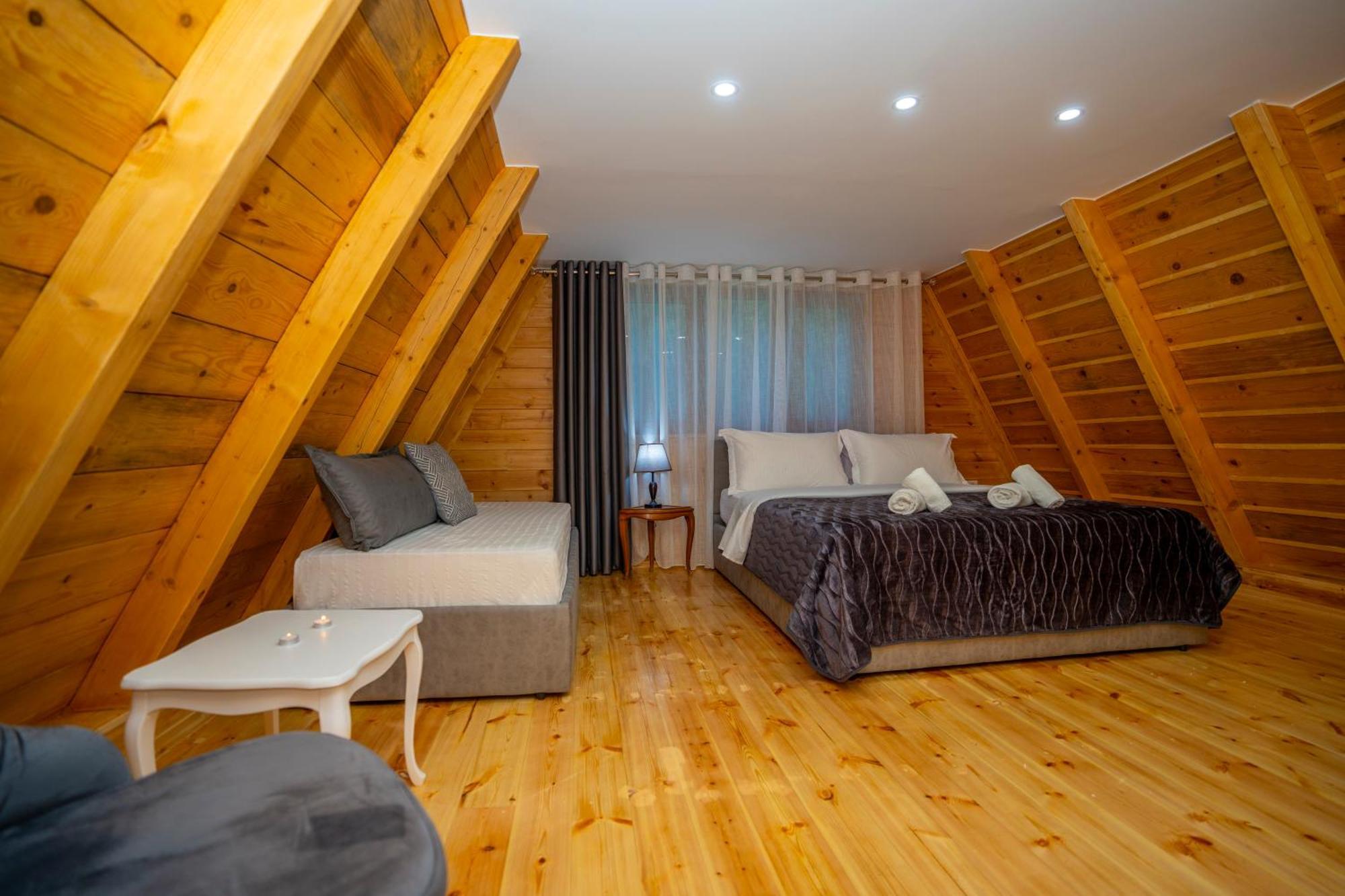 Villa Prelatheth Bagian luar foto